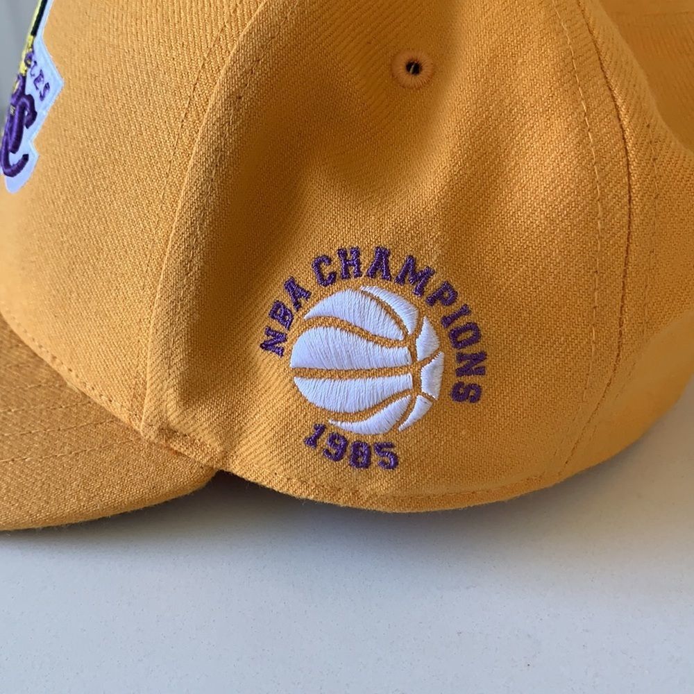 47 Hardwood Classics LA Lakers Baseball Hat - Picture 2 of 10